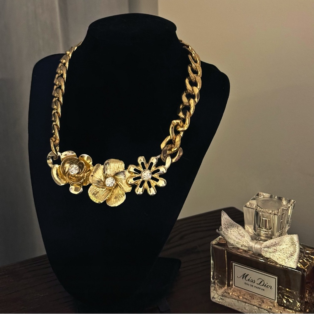 ✨Vintage Gold Plated Flower Chain Necklace